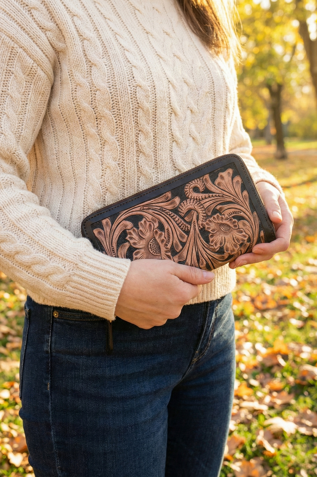 Carving Tooled Handmade Genuine Leather Clutch for Women