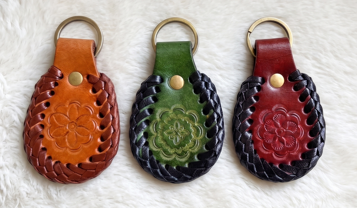 andmade Leather Keychain for Home Office Car And Bag | Classic Genuine Leather Keychain with Metal Ring,(Set Of 3)