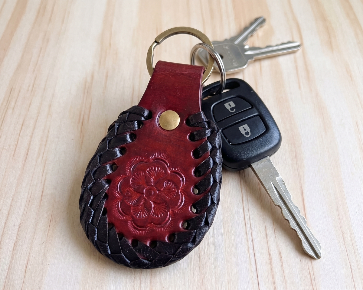 andmade Leather Keychain for Home Office Car And Bag | Classic Genuine Leather Keychain with Metal Ring,(Set Of 3)