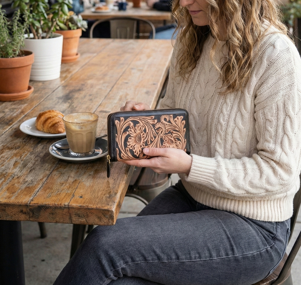 Carving Tooled Handmade Genuine Leather Clutch for Women