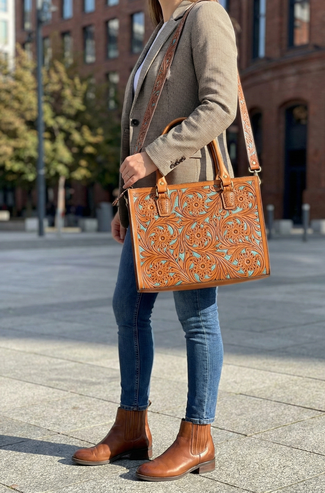 Pure Leather Handbag- Hand-Carving Crafted Tooled Handmade Genuine Leather Fashion Handbag For  women : Timeless Elegance with Detachable Sling